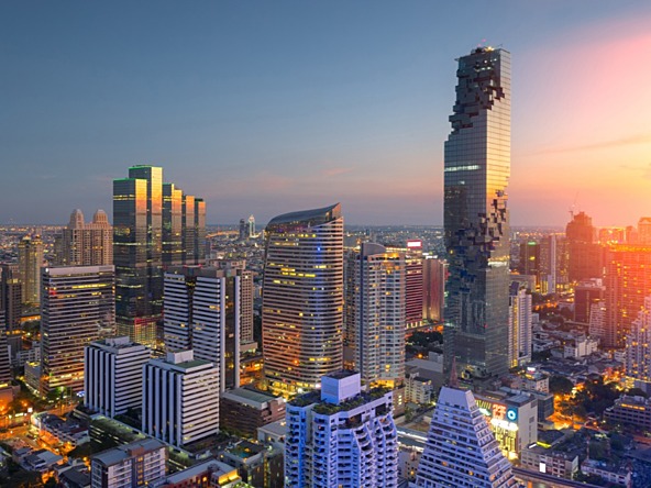 Thailand_Bangkok_skyline_crop
